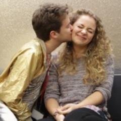 Hermana de Tom Fletcher, integrante del grupo McFly!  Mcfly fan ^^ #RolFamosos