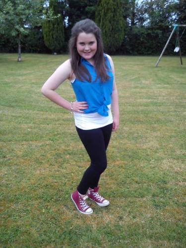 I love music, i love singing and i love dancing
I am a believer and a directioner