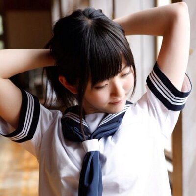 まるで女子中学生のようなbot 13歳だし魔女の修行に出る まるで女子中学生のようなbot 13歳だし魔女の修行に出る