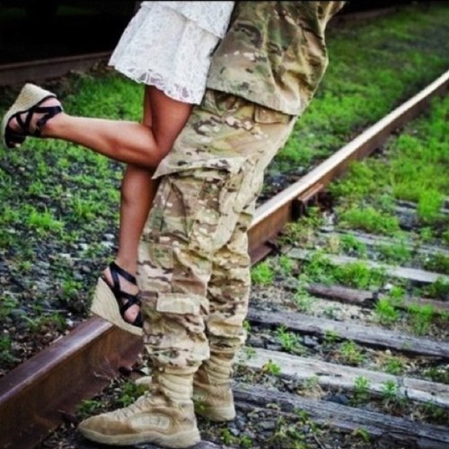 No matter what, i'll always be home waiting for you. HS Army girlfriend. ⭐ I follow back.