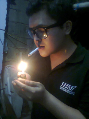 andiamnes's profile picture. asingkan ragaku dalam gelap  :(