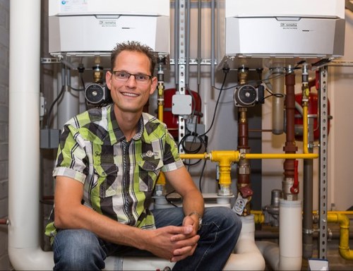 Techneut, Humor, Papa, Innovatie manager Eneco, Biertje, Petromax, Horloges, Duurzaamheid, Zonpv, Zonneboilers, Warmtepompen, WarmteWinner
