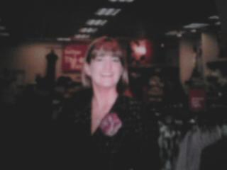 I am a cna. my love is to take care of the elderly with dementia. Plus i am a published writer. I love warm summer nites, can b romantic!