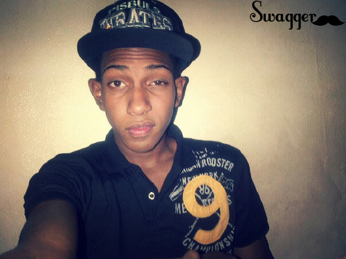 -160 Caracteres No Son Suficientes Para Describirme :) 
Follow Me Instagram | @DaniielBreezy |
ADD Me Facebook | Andy Daniiel |