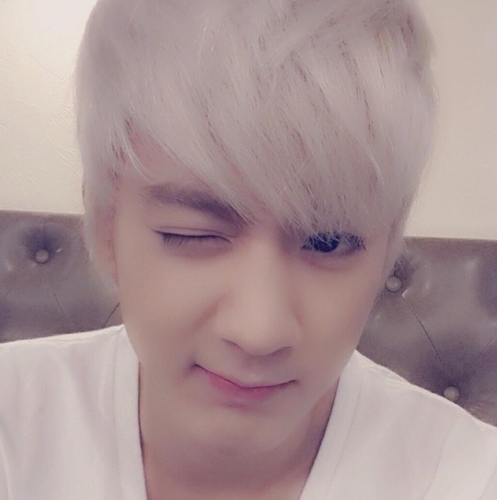 이찬희 [천지] from X3 • Alien from @xCrazyPlanetRP™ • Telekinesis • 931005 • #TEENTOP • follow the real @wowous