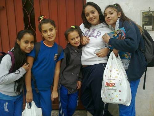 Amo a mí cuadro San Lorenzo mi amiga Míca me ama soy una ruda nº 4 amo a todas las rudas. Como disen todos Seguime y te Sigo.