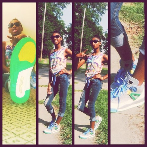 AM A BHADIE , WID BIG DREAM ❤ , FOLLOW ME IPROMISS YOU WONT REGRET ITDD ❤