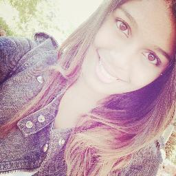sabe o @Jhoowhenrike ? Então ele é MEU, só MEU AMOR u.u