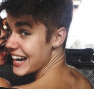 me estupra Drew