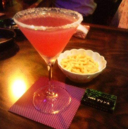 Panta2010's profile picture. 旅,鉄道,酒,ビートたけし(北野武),高田文夫センセ,青空球児 好児※プロフ写真は八戸長横町『洋酒喫茶プリンス』謹製カクテル「スーパーこまち」