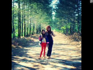 ftriana_wisholi's profile picture. 