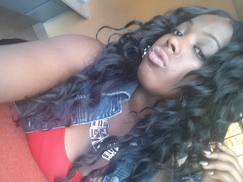 AyeMikki's profile picture. Work like a B0SS . Play Like a B0SS3 #CollegeGirl #Independent #FollowMe