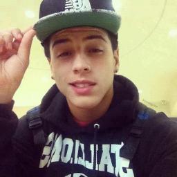 Me segue, sigo alguns de volta :3