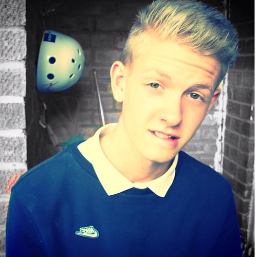 j0shyw0t's profile picture. #Retweet & Favourite my stuff for me yeyye