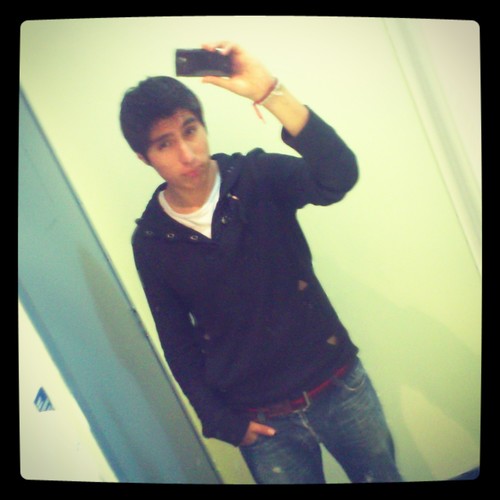 Prefiero ser odiado por lo que soy, a ser amado por lo que no soy.