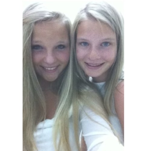 Fleurinexxx's profile picture. i'll always love you, best friends. x isabelle ♡ / jdb ∞