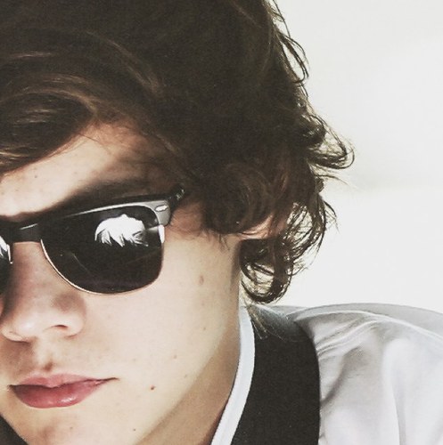 You just got a free follow! Follow my main account: @_OnlyMeOfficial ♡Saved Account♡