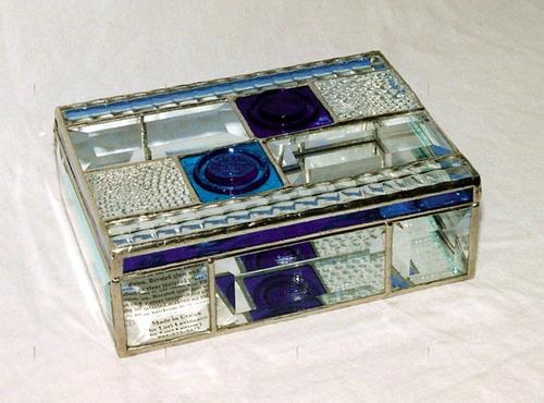 GlassDesignz's profile picture. 