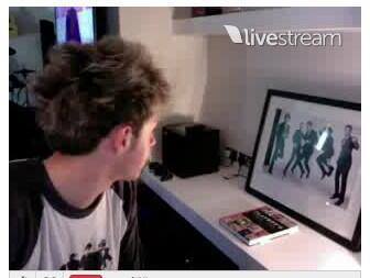 I LOVE NIALL!!!!!!! FOLLOW ME ON THIS ACCOUNT  @zayna_ahmed