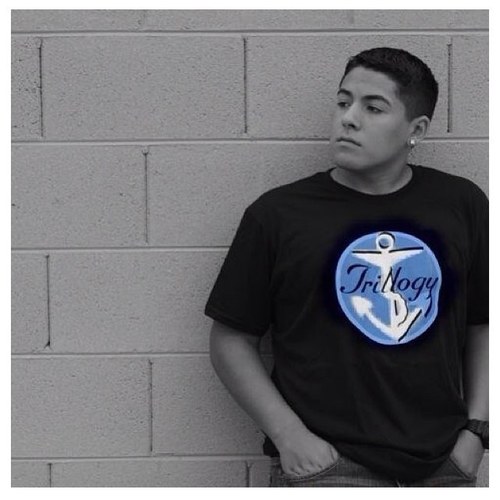 Founder of Trillogy Clothing @trillogyco⚓ Be apart of the Trillogy Crew⚓ Email me for any questions: trillogyclothingco@yahoo.com