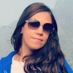 Aprendi que não preciso ser perfeita o tempo todo, para que Deus me ame!!!. ♡ Minhas paixões: Cor #Azul & #Fotografia!.