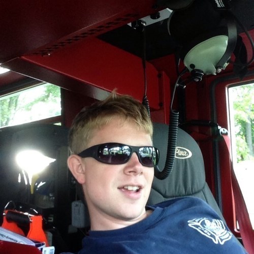 metf151's profile picture. 