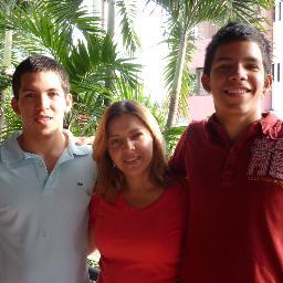 ALEXANDRA9097's profile picture. Ibaguereña de nacimiento,caleña de formación y de corazón.Ex alumna Colegio La Presentación del aguacatal,Tecnóloga Mercadeo y Ventas. Separada,dos hijos