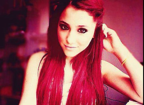 OhhFTW's profile picture. 