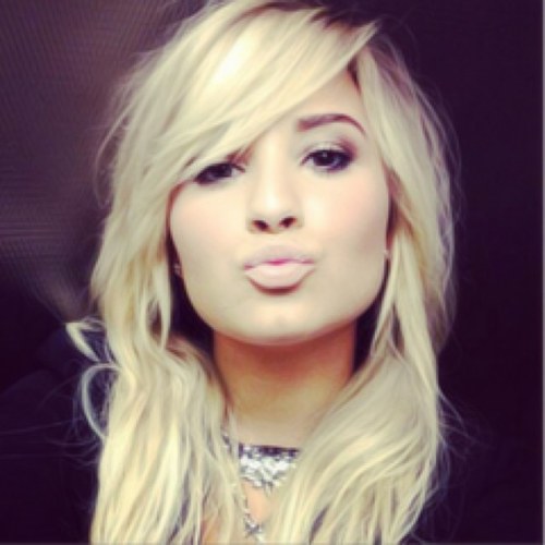 A vida me fez directioner e eu fiz da minha vida a one direction . / outro fc @just5dreams