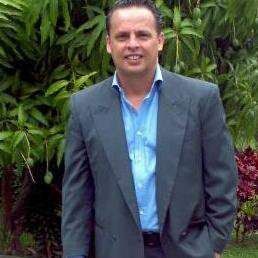 SOY VINOTINTO Y DE LOS LEONES DEL CARACAS CON MUCHO ORGULLO!!! BUEN AMIGO Y COMPAÑERO... #YoSoyVenezolano
