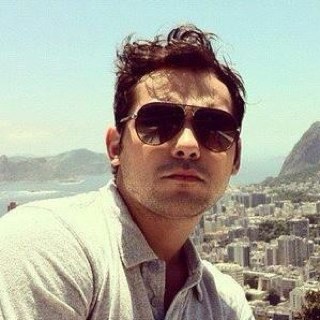 John tem a half of my heart, mas disse, your body is a wonderland. Não resisti e come back to bed. Amo John Mayer ;)