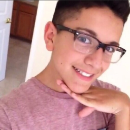 i like food and LOHANTHONY 
LOHANTHONY follows