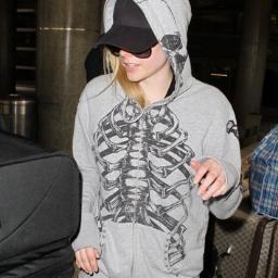 I'm 20 years old, lavigne is my most love forever, I like football