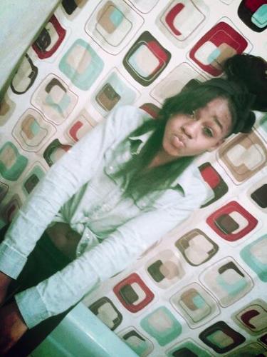(#TeamLoveDinero_B ) (#TeamDarkSkinned) (#TeamTyga) (#TeamChrisBreezy) (#TeamFollowBack)