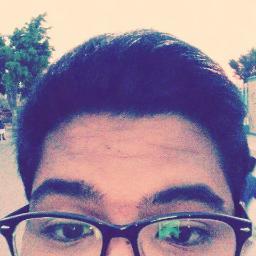 Ella:(Si vino, pero se fue) Ellos: Giovanna Borja//Supermana. †//La del nombre común♥