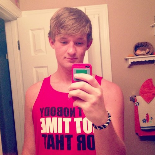 TruMPyy_MLG's profile picture. I Play Claw With a Passion