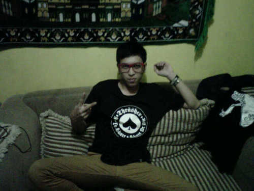 SExy, cakep , setia, baik hati & tdk sombong,, || my hobby is futsaL, sleep , and watch TV,,
