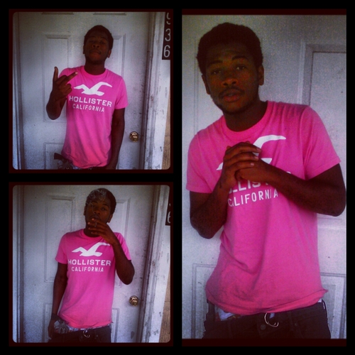 i aint lookin down but i dont see no 1 above me pluse i b like da realist nigga @ dis shit rite now so follow me aint no tellin were we goin...n i follow back