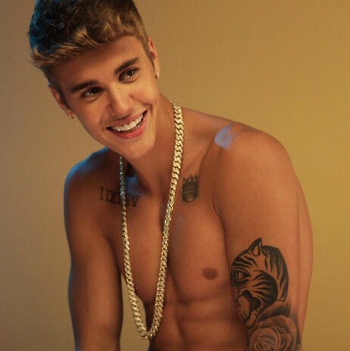 JUSTIN BIEBER IS MY EVERYTHING