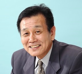 ２０１１年より徳島市議。元徳島労連議長・大好きなもの「サッカー・水彩画・囲碁・カラオケ」元徳商サッカー部キャプテン、定年後水彩画をはじめる（放美展入選）、囲碁５段、近々歌手デビュー予定(なし)～とにかく巷の出来事に興味あり