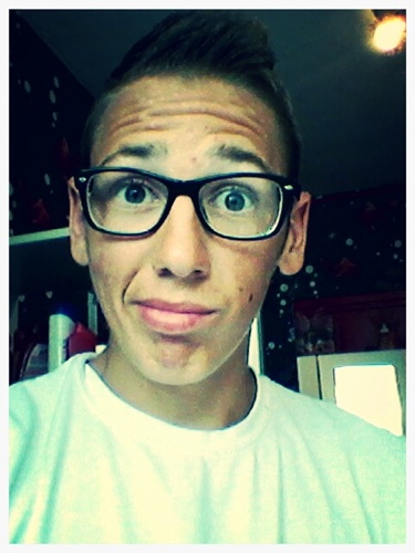 RyaanPoullain's profile picture. ♥ Léa mon petit chaton ♥