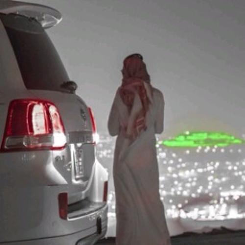 abugaze2010's profile picture.         هونك ع   قلبي                               إن ڱــنت تخآف من كڵام ٱڵنٱس ! [ ٱڵنٱٱس ] ححتى ٱڵڵـي بقبره  حڱۆ فـِ♡ـيْـہ ،