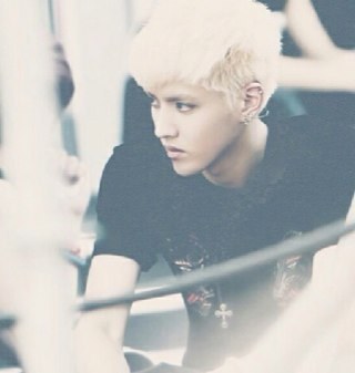 EXO-M・KRIS (bot)・13.08.19