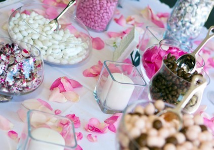 At Candy Creations we make handcrafted delicious treats to add that special touch to  any occasion.