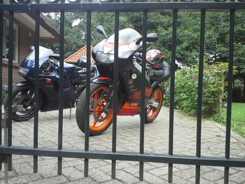 P.C.E. , Kartbaan harders plaza , Single , Cross
