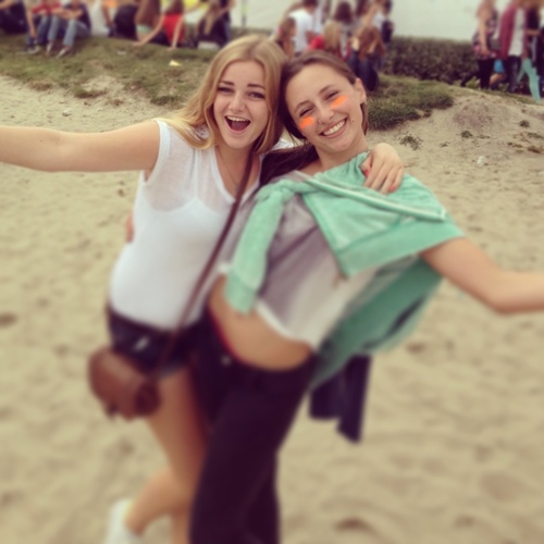 - Life is short so be happy 
- I love you x anemone
- follow me on instagram ; soesjax