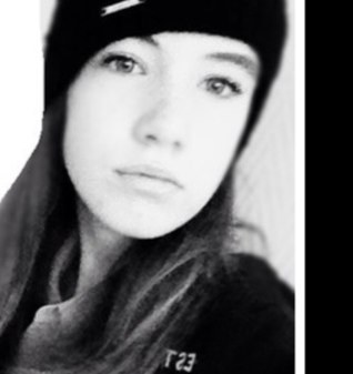 ~nieuw acc ~insta rosaliex ~maerlant ~12 yearss ~ brown hair blue eyes ~ live love laugh.