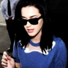 I wanna dedicate this next song to my Katy who's my face to call home. - John Mayer