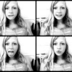 volg mn andere acc @nikkilovethirza-