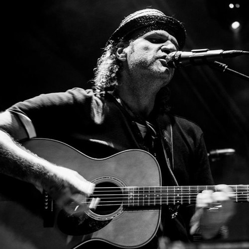 canadian producer singer singwriter guitarist